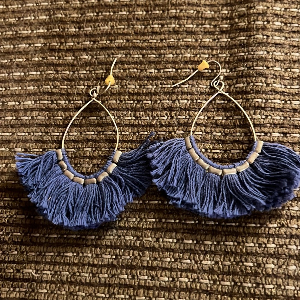 Cute, Fun Earring Bundle - Picture 6 of 6